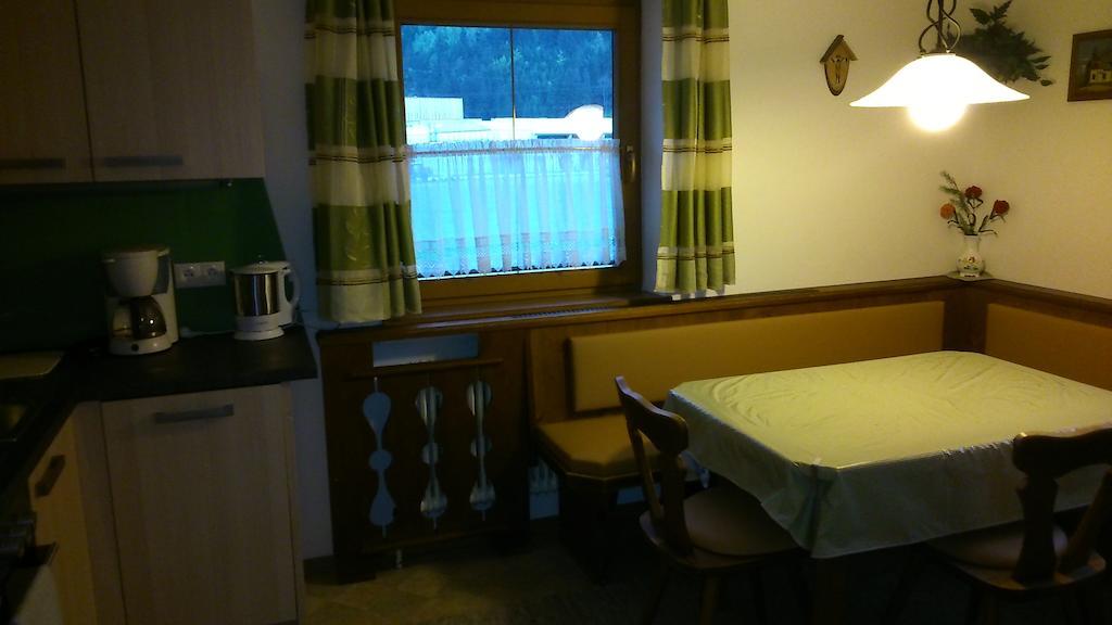 Haus Schiestl Apartman Zell am Ziller Szoba fotó