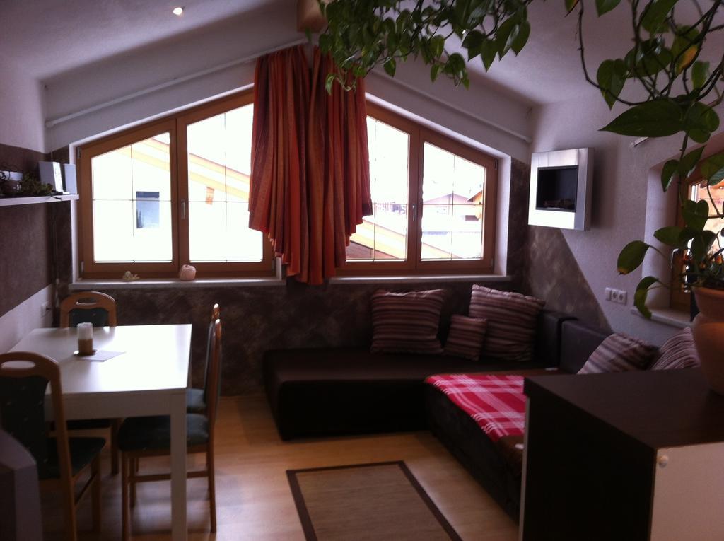 Haus Schiestl Apartman Zell am Ziller Szoba fotó