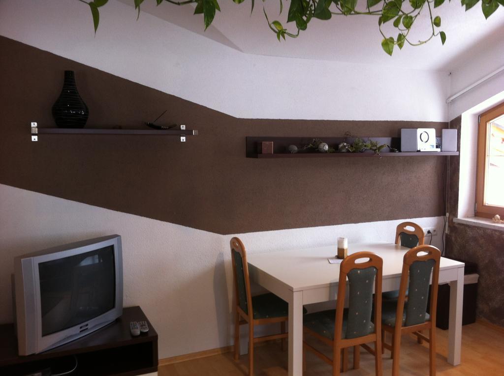 Haus Schiestl Apartman Zell am Ziller Szoba fotó